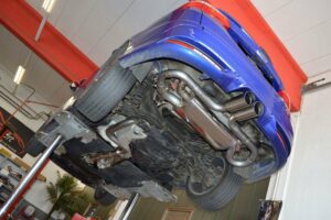 Streetbeast Sportauspuff 76mm Duplex-Anlage Klappensteuerung für Ford Focus 3