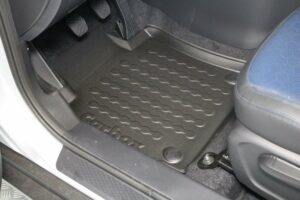 Carbox FLOOR Fußraumschale Gummimatte Fußmatte für SsangYong Tivoli vorne links