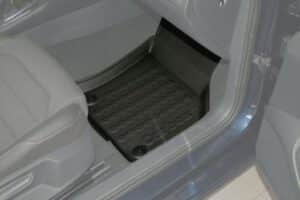 Carbox FLOOR Fußraumschale Gummimatte Fußmatte für VW Golf 7 Audi A3 8V vorne re