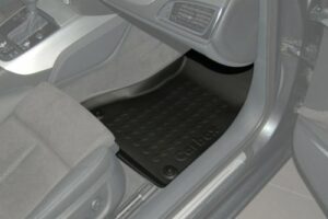 Carbox FLOOR Fußraumschale für Audi A6 Avant Quattro Avant Allroad vorne rechts