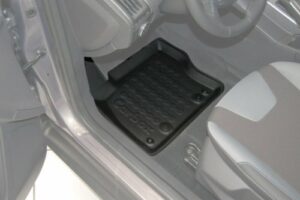 Carbox FLOOR Fußraumschale Gummimatte Fußmatte für Ford Focus Turnier vorne li