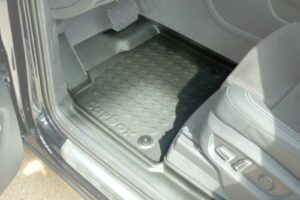 Carbox FLOOR Fußraumschale Gummimatte Fußmatte für Audi Q7 vorne links